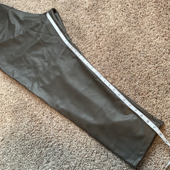 7 for Mankind Skinny Faux Leather - Picture 6 of 9